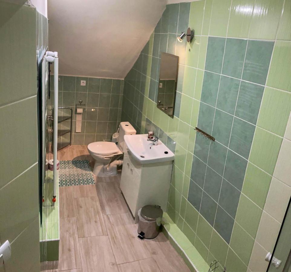Vila Lesana Nova Lesna Exterior foto
